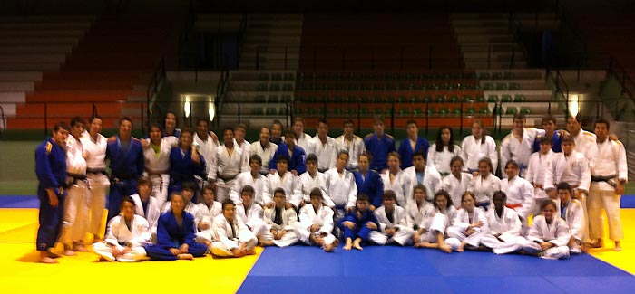 Los pasados días 1 y 2 de abril, tuvo lugar en Jaca, la primera de las tres concentraciones del equipo de Aragón, preparatorias del campeonato de España de Judo en edad escolar que se celebrará en Jaca los días 8, 9 y 10 de mayo.